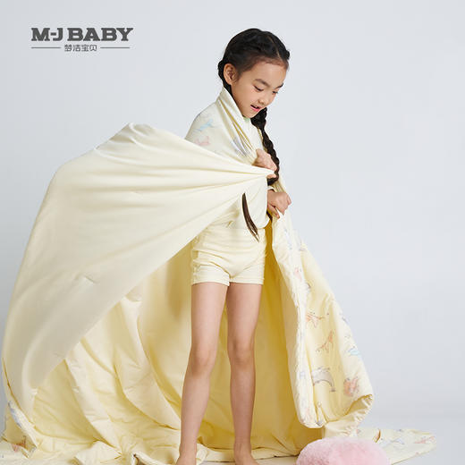 【春上新】10楼 梦洁宝贝  夏被 小清柔凉感针织夏被：花花鲸灵 150*200 240g 吊牌价1598元 活动价899元 商品图0