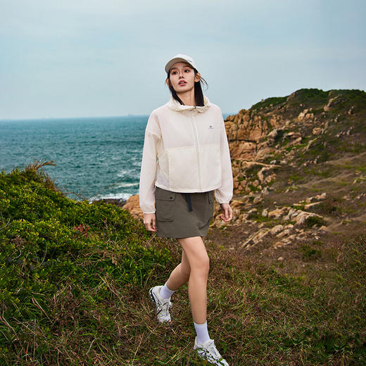 拓路者夏季轻薄防晒服女款户外防紫外线透气短款皮肤衣防晒衣外套 商品图3