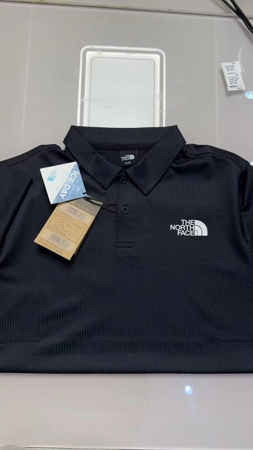 韩单正品北面冷感Polo衫，超级舒适，

史上最强排汗横纹肌理，穿出高级感！！！

主打一个行政商务，沉稳，上身就起范儿，

卡其色，黑色，m-3xl

原价109000韩元 商品图6