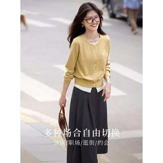 【五折购】熙世界高智感通勤百褶半身裙女2025春夏新款气质学院风灰色a字裙 商品图1