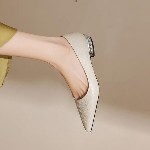 【预售5天】春季新品超软羊皮质感水钻跟时尚百搭职业气质黑色单鞋女YS&9512 商品图2