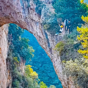 五一3天【瑛姑峡徒步 立减80元】徒步西太行经典线路の瑛姑峡-天生桥-猫路-鲁班天梯-鲁班豁-井底村