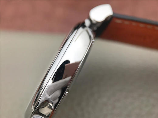 MKS万国达文西系列腕表，尺寸40毫米X10毫米 柔软耐用的ITALY小牛皮表带配合传统式精钢表扣，特大限度满足了舒服贴手的体验 商品图12