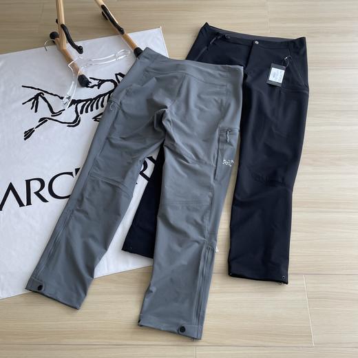 点此购买 始祖鸟春秋季雪线系列男士内里压胶软壳长裤 cp 314497 商品图3