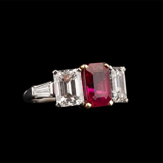 独角鹿西洋古董 20世纪中期意大利出品18K黄金及铂金镶嵌钻石及缅甸红宝石戒指 商品图2