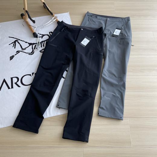 点此购买 始祖鸟春秋季雪线系列男士内里压胶软壳长裤 cp 314497 商品图0