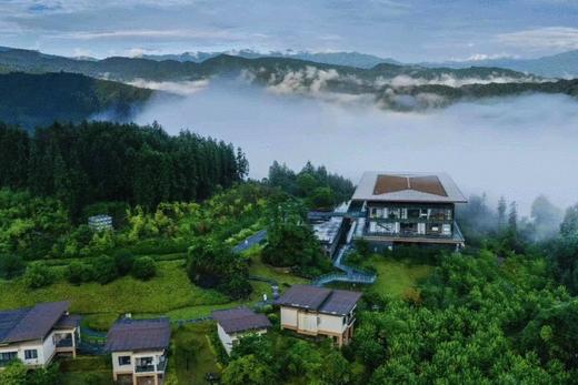 【雅安泡汤徒步·龙苍沟彩林倒计时】仅198元起住桌山黑石度假公寓，298元享花田客栈特色汤屋，打卡徒步走起来！ 商品图0