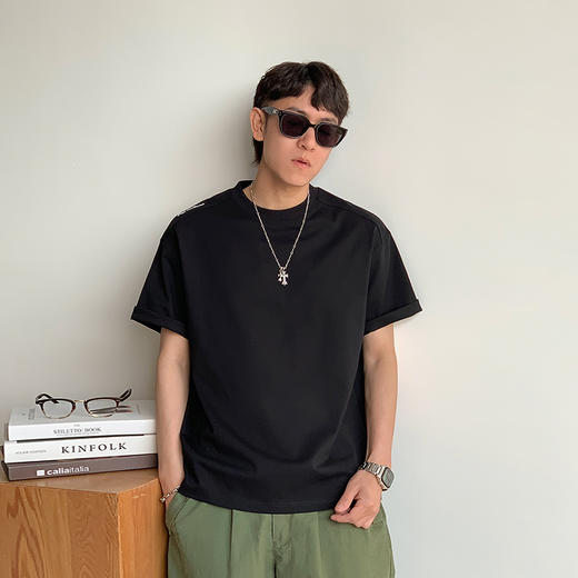 徐太浪252g基础款纯色百搭短袖T恤男夏季宽松大码休闲五分袖体恤 商品图1