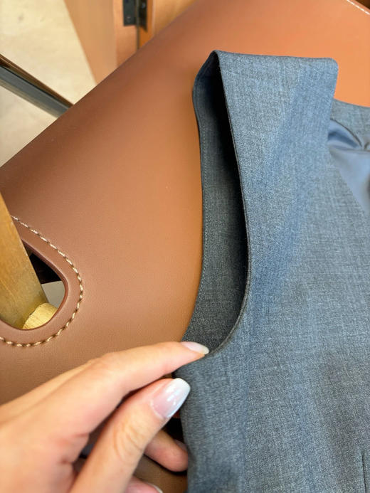 Theo**经典灰色马甲 商品图6