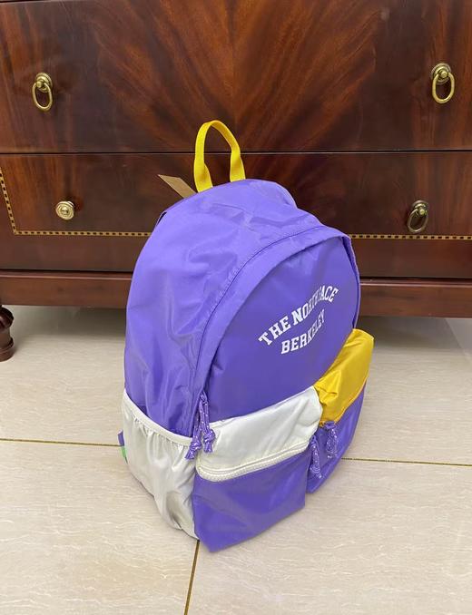 点此购买 北面四色儿童双肩书包 st 314296 商品图9