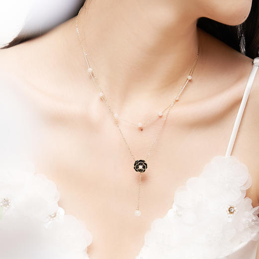 大英博物馆 欧洲文化艺术系列 黑色山茶花优雅 项链 商品图1