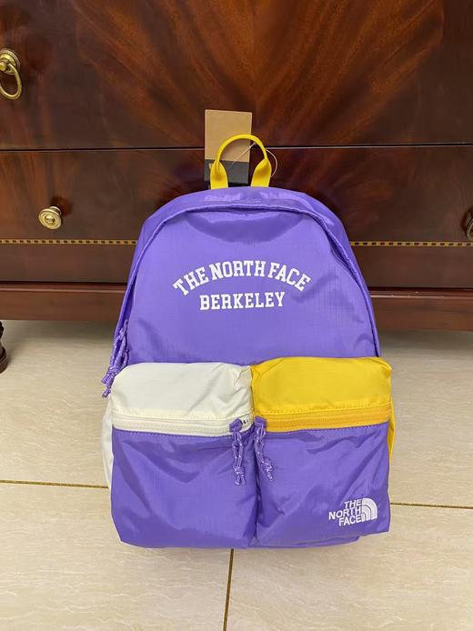 点此购买 北面四色儿童双肩书包 st 314296 商品图8