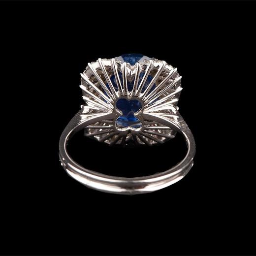 独角鹿西洋古董 20世纪欧洲出品铂金镶嵌斯里兰卡无烧蓝宝石及钻石戒指 商品图4