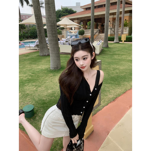 清仓捡漏LIN BOUTIQUE LH250017 多色针织开衫 商品图1