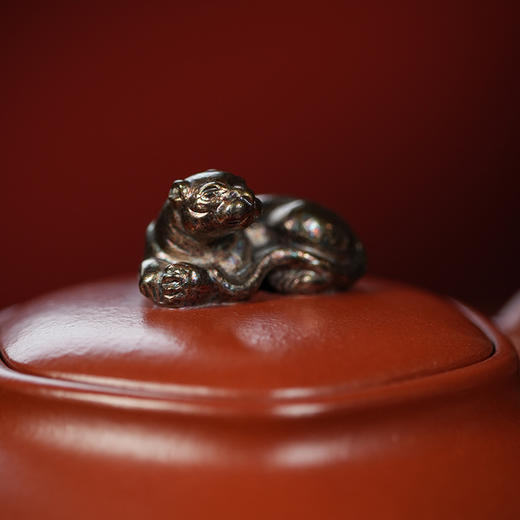 龙德堂陶艺 徐飞制《竹报平安》原矿大红袍 180cc 库存请咨询客服 商品图4