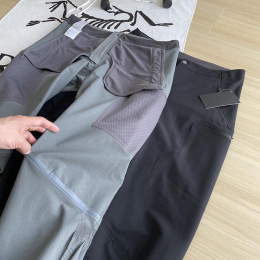 点此购买 始祖鸟春秋季雪线系列男士内里压胶软壳长裤 cp 314497 商品图8