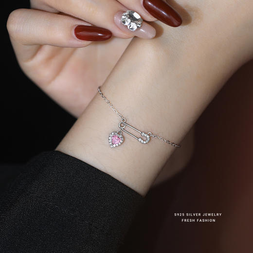【爱的回响】s925纯银超闪粉钻爱心回形别针手链【YXS-L942】 商品图2