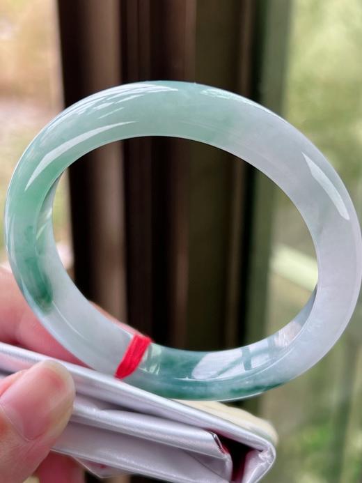 58正圈翡翠手镯 商品图2