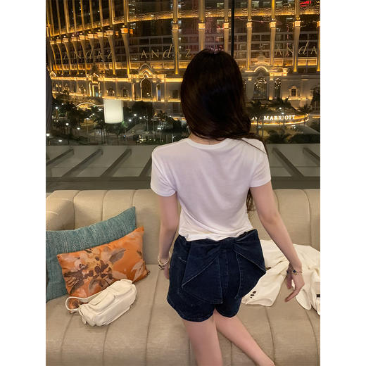 清仓捡漏 LIN BOUTIQUE LK250006 细节蝴蝶牛仔裤 LK250010 立体蝴蝶短裤 商品图2