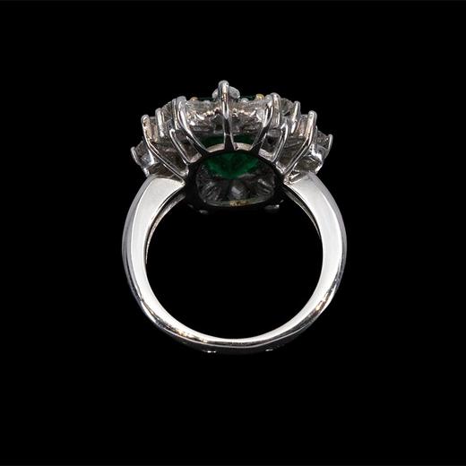 独角鹿西洋古董 1970年代法国出品玛格丽特款花叶造型白金镶嵌钻石及祖母绿戒指 商品图3