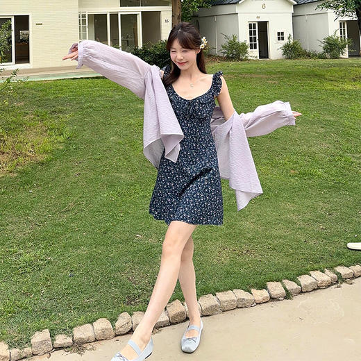 西遇薄款宽松衬衫套装女夏季新款荷叶边碎花吊带裙两件套SS050482/SS050483 商品图1