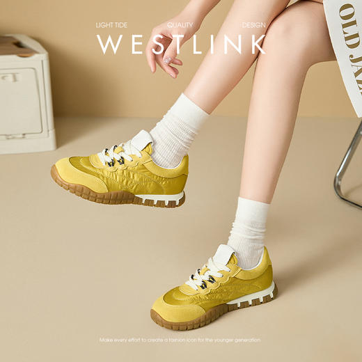 西遇芭蕾德训鞋女新款春夏超火复古小白鞋轻便软底黄色运动鞋V0156574 商品图2
