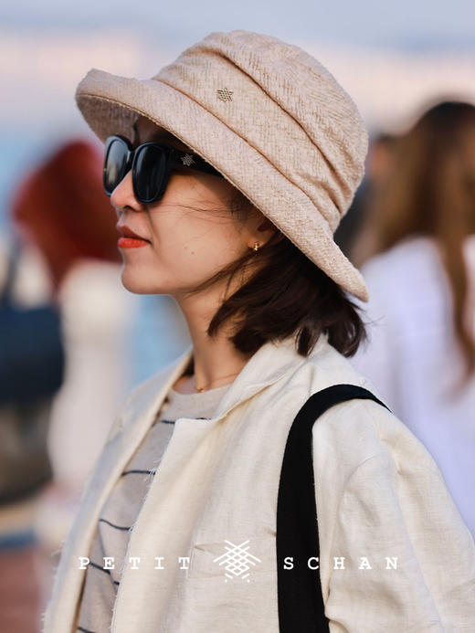 PETIT SCHAN小闪 JEW#022 congealed fat 凝脂 18K金和田玉顶俄巴莎高白白玉15mm耳环 商品图7