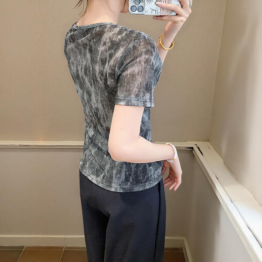 丁摩 褶皱设计感印花短袖上衣SMZ35719 商品图3