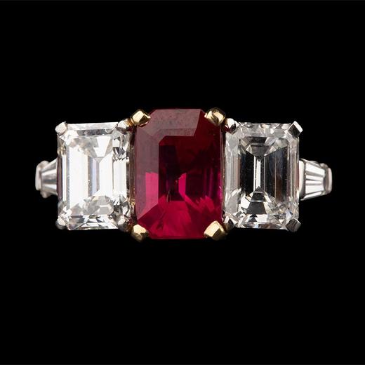 独角鹿西洋古董 20世纪中期意大利出品18K黄金及铂金镶嵌钻石及缅甸红宝石戒指 商品图0