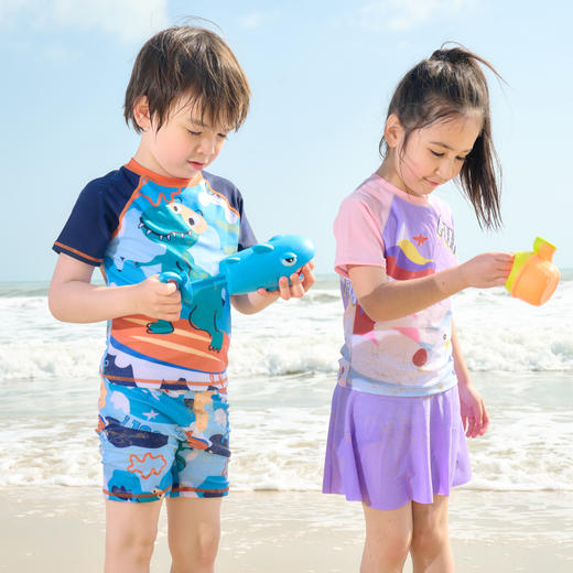 优选丨【防晒抗菌高弹】棉花堂2025年夏款原纱防晒童趣男女童泳衣套装 商品图7