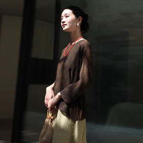 绽放185朵/【宋瓷系列】桑蚕丝红茶植物染香云纱肌理感系带小衫