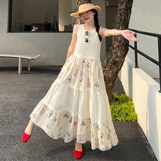 西遇拼接背心连衣裙女2025年夏季新款a字蕾丝蛋糕裙法式无袖长裙SS050502 商品图0