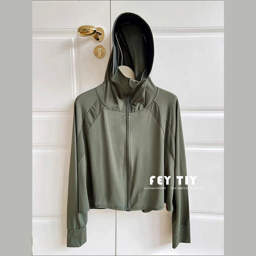 [一体式防晒衣，一件顶3件]新款升级冰感 黑胶大帽檐防晒衣 冰凉舒适均码不挑身材2025新款防晒衣女黑胶帽檐夏季原纱冰丝upF50+防紫外线 薄款防晒服 商品图5