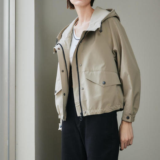 洛诗琳33918春季新款撞色设计连帽休闲短款外套女813 商品图2