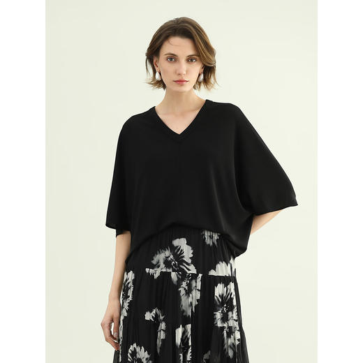 COCOBELLA微透视V领短袖T恤女25春夏蝙蝠袖针织衫TS7081-2 商品图3