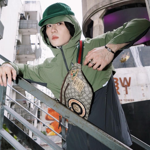 时尚动感防晒衣外套！2025春夏男女款户外运动拼接防晒外套！ 商品图3