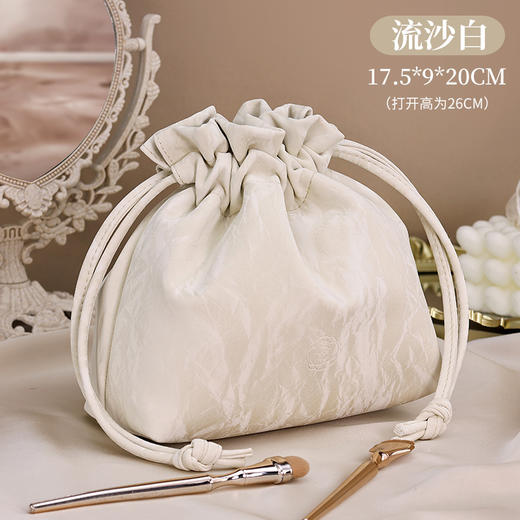 【法式高颜值经典收纳包】随身流沙ins新款 化妆品大容量束口便携懒人包 国庆出行好物 商品图5