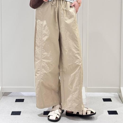 【funfun beauty空气奶奶裤】材质柔软耐磨 防水不易变形 梨形神裤 休闲百搭 商品图2