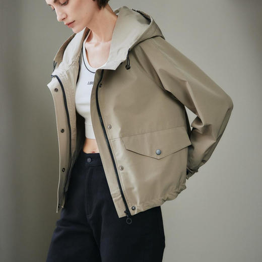 洛诗琳33918春季新款撞色设计连帽休闲短款外套女813 商品图0