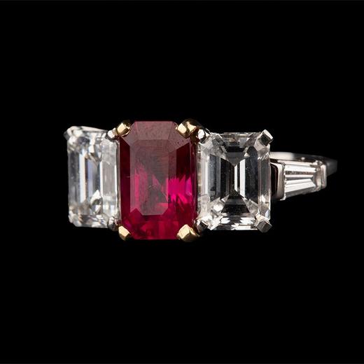 独角鹿西洋古董 20世纪中期意大利出品18K黄金及铂金镶嵌钻石及缅甸红宝石戒指 商品图1