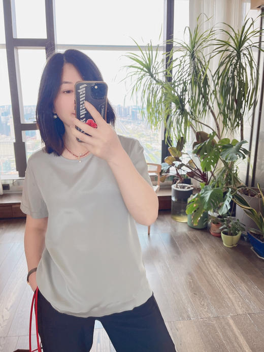 【夏之涟漪】噢蜜ooomeoooA字摆显瘦十斤真丝套头衫 商品图1