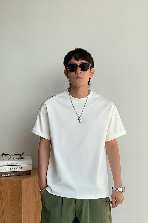 徐太浪252g基础款纯色百搭短袖T恤男夏季宽松大码休闲五分袖体恤 商品图4