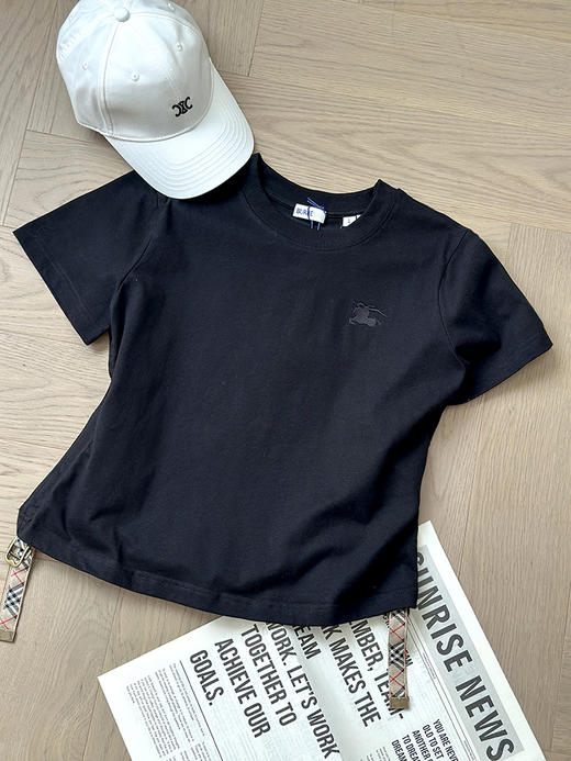 现货 THS-限时 B家 佳节设计棉质ㄒ恤 下摆褶饰织带 2色 BH2579 商品图7