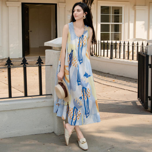 谜底花色连衣裙无袖2025夏季新款度假风圆领大摆型长裙256ML6223 商品图1