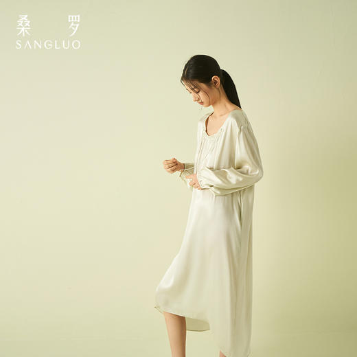 无色纯净系列桑罗长袖连衣裙可外穿睡裙 商品图1