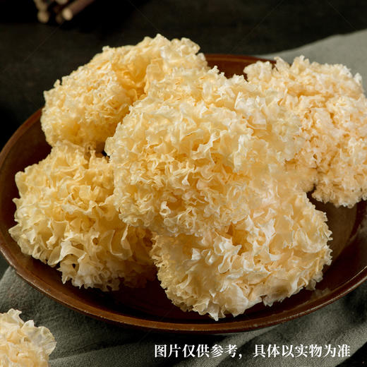 云南干椴木小银耳 朵型饱满   肉厚耳白  出胶浓郁  自然晾晒  滑润爽口泡发快  泡发后不软不烂 弹性十足 人工挑选 吃的更放心 商品图1