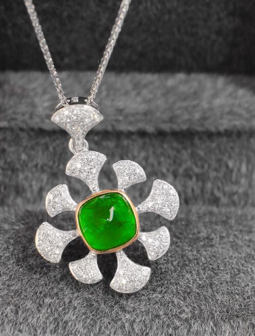 1.95ct糖塔祖母绿吊坠 商品图1