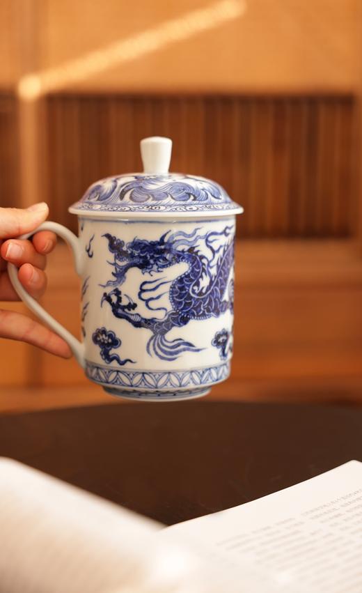 【元岚堂】元青花龙纹将军办公杯满容约460cc 商品图1