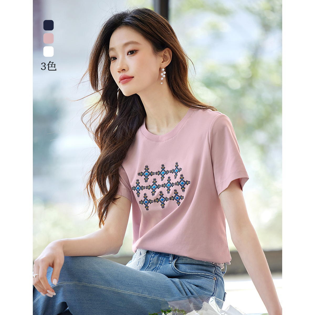 【专属特价】熙世界轻民族国风纹样绣花T恤短袖女设计感圆领上衣2025夏日新款