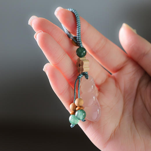 【敦煌富贵豆玉髓玛瑙挂件】 玉髓玛瑙富贵豆钥匙扣 四季常青福豆汽车包包挂饰创意挂件 商品图1